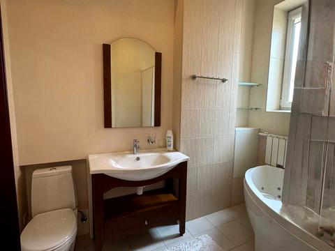 будинок за адресою Дениса Максишка вул. (Марії Демченко)