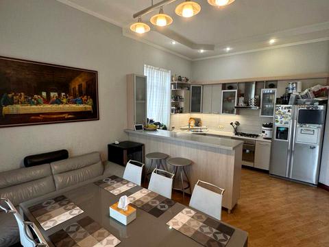 будинок за адресою Дениса Максишка вул. (Марії Демченко)