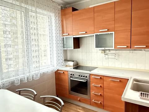 квартира за адресою Рональда Рейгана вул., 4-А