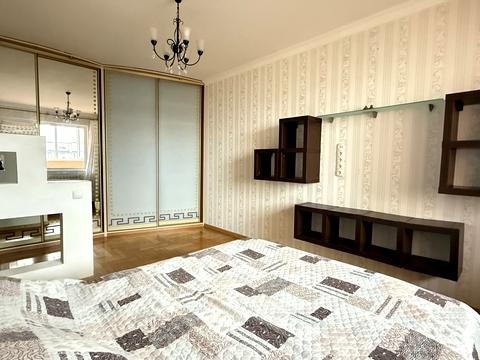 квартира за адресою Рональда Рейгана вул., 4-А