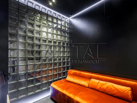 комерційна за адресою Вадима Гетьмана вул., 37