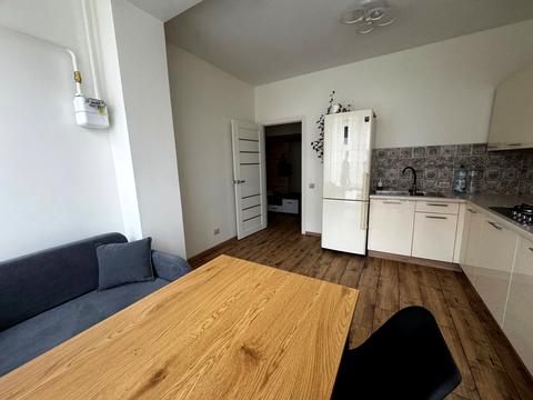 квартира за адресою Миру вул., 10