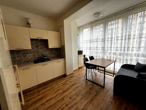 квартира за адресою Миру вул., 10