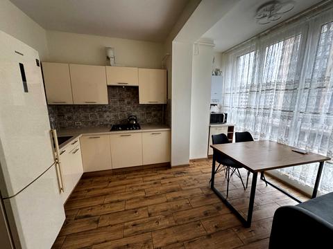 квартира за адресою Миру вул., 10