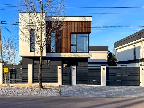 будинок за адресою Дружби бульв.