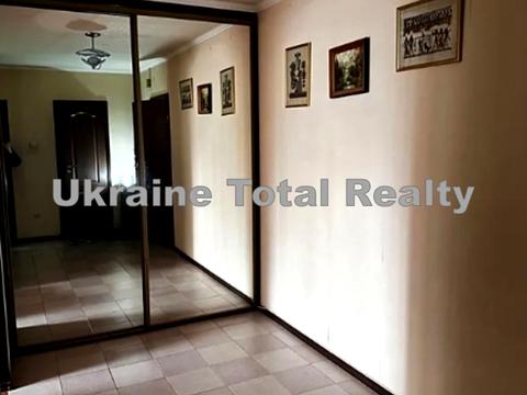 квартира по адресу Драгоманова ул., 17