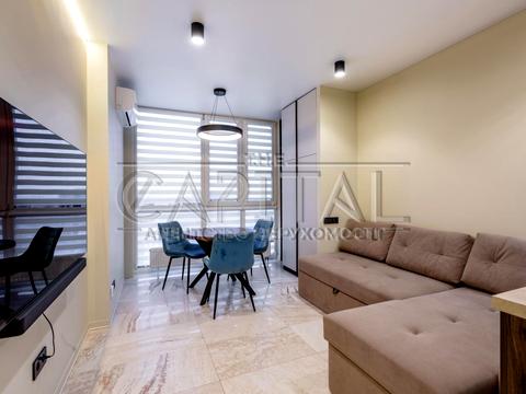 квартира по адресу Салютная ул., (Будинок 02301-02303)