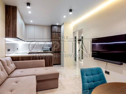 квартира по адресу Салютная ул., (Будинок 02301-02303)