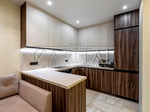 квартира по адресу Салютная ул., (Будинок 02301-02303)