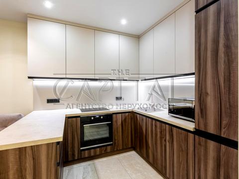 квартира по адресу Салютная ул., (Будинок 02301-02303)