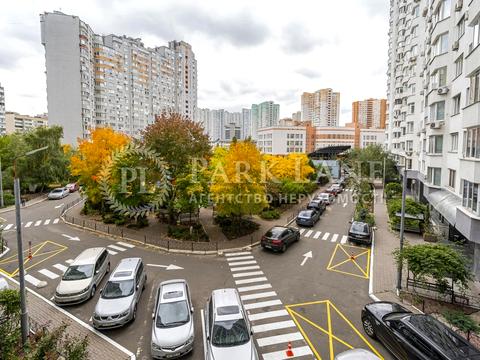 квартира по адресу Миколы Бажана просп., 16