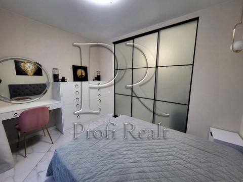 квартира за адресою Михайла Максимовича вул. (Онуфрія Трутенка), 26-Б