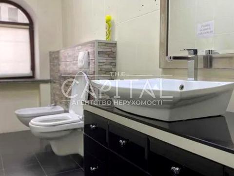 коммерческая по адресу вул. Лук'янівська, 4