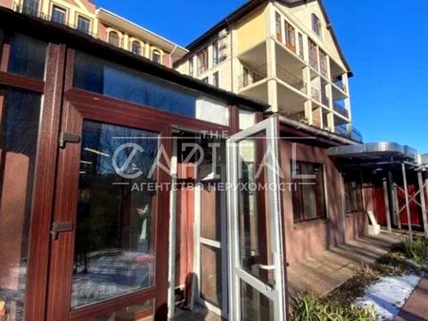 коммерческая по адресу вул. Лук'янівська, 4