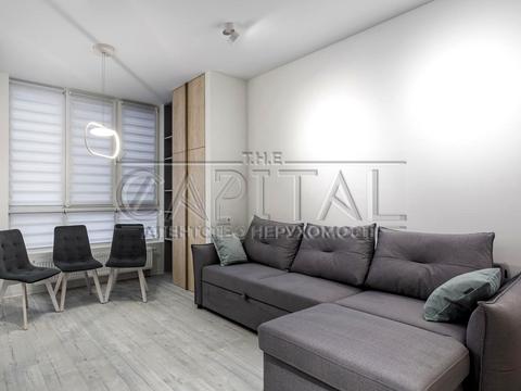 квартира по адресу Салютная ул., (Будинок 02301-02303)