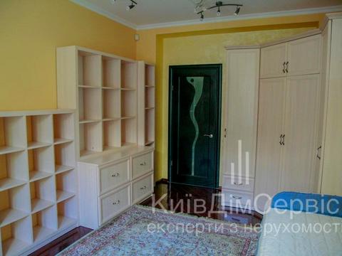 квартира за адресою Кропивницького вул., 12