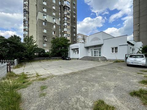 коммерческая по адресу Георгія Тороповського ул. (Івана Дубового), 43