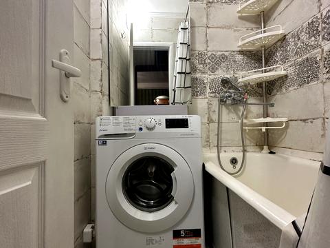 квартира за адресою Верховної Ради бульв., 16