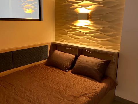 квартира за адресою Яружна вул., 15