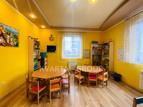 комерційна за адресою Андріївська, 25