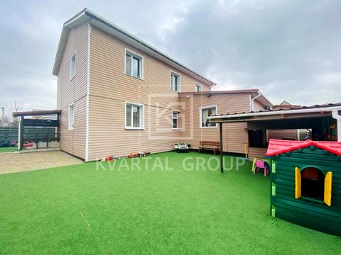 комерційна за адресою Андріївська, 25