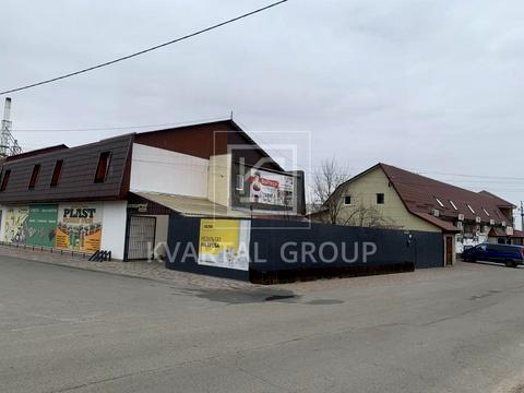 коммерческая по адресу Привокзальна, 11