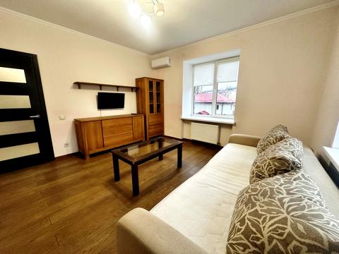 квартира за адресою Соборна вул., 1-Г к1