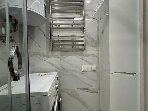 квартира за адресою Василя Макуха вул. (Червонопартизанська), 3