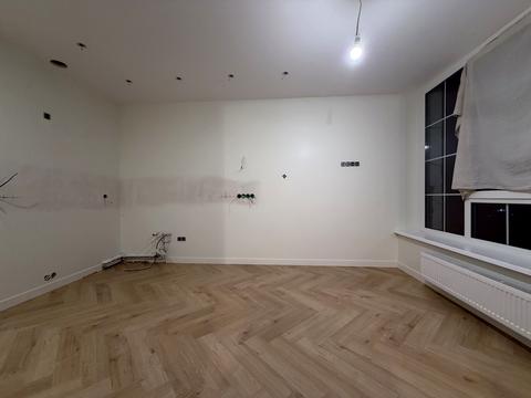 квартира за адресою Драгоманова вул., 38-А