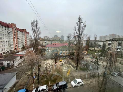 квартира за адресою Верховної Ради бульв., 25-А