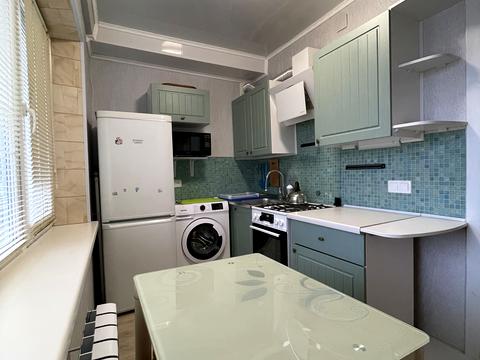 квартира за адресою Верховної Ради бульв., 25-А