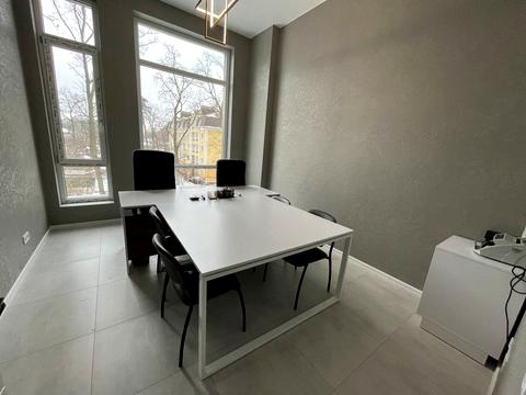 коммерческая по адресу Садовая ул., 33/34