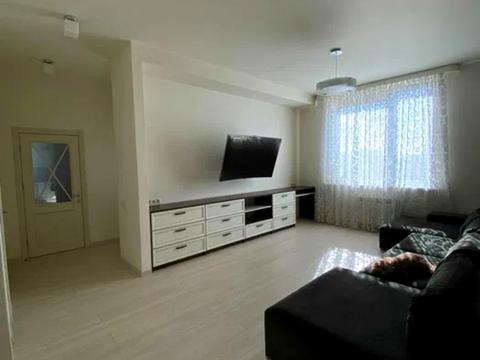 квартира за адресою Гната Хоткевича вул. (Червоногвардійська), 8