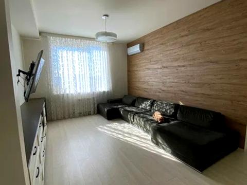 квартира за адресою Гната Хоткевича вул. (Червоногвардійська), 8