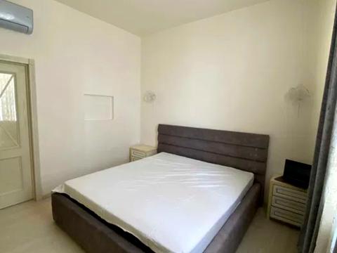 квартира за адресою Гната Хоткевича вул. (Червоногвардійська), 8