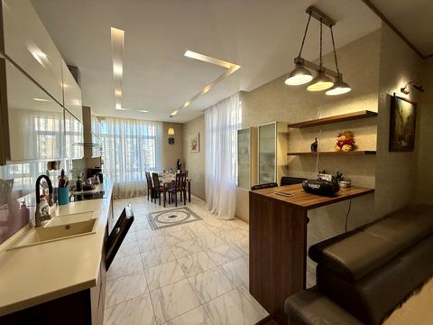 квартира по адресу Черновола просп. (700-летия Львова), 73