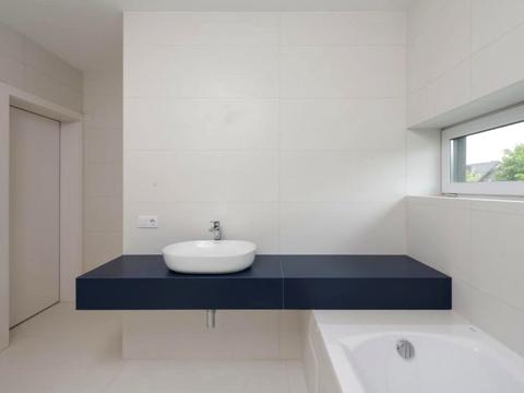 дом по адресу вулиця Столична