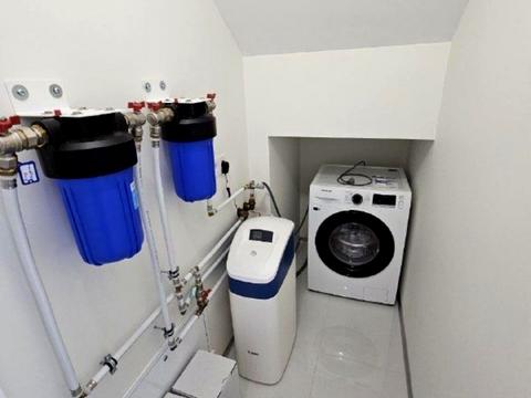 дом по адресу вулиця Столична