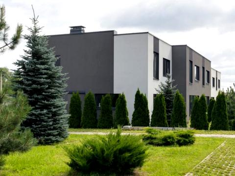 дом по адресу вулиця Столична