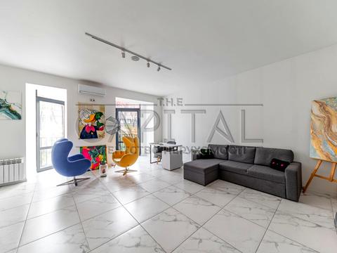 комерційна за адресою Болсуновська вул. (Сергія Струтинського), 4