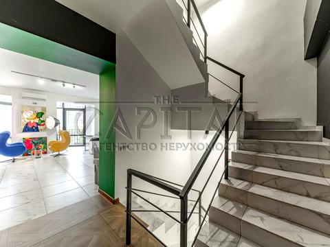 комерційна за адресою Болсуновська вул. (Сергія Струтинського), 4