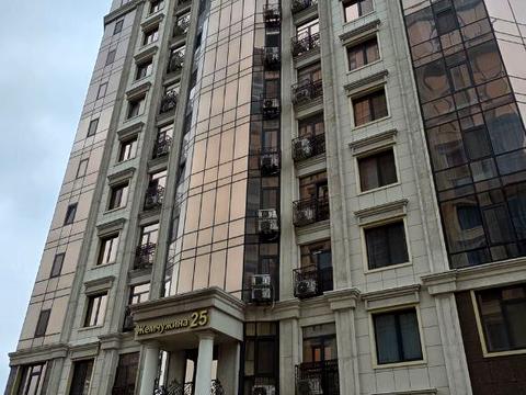 квартира за адресою Італійський бульв., 1б