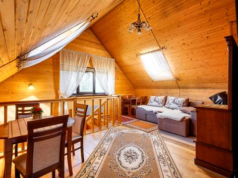 комерційна за адресою Івана Франка вул., 1