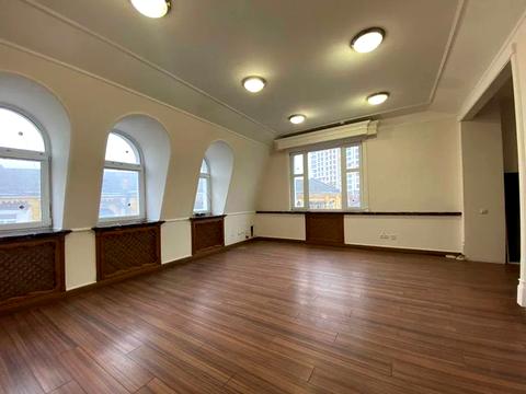 коммерческая по адресу Саксаганского ул., 67