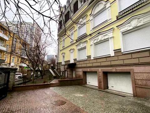 коммерческая по адресу Саксаганского ул., 67