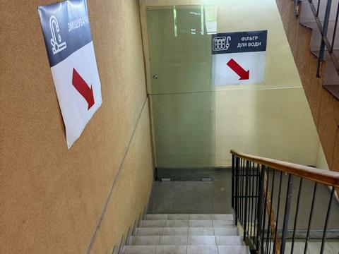 комерційна за адресою Анни Ахматової вул., 22