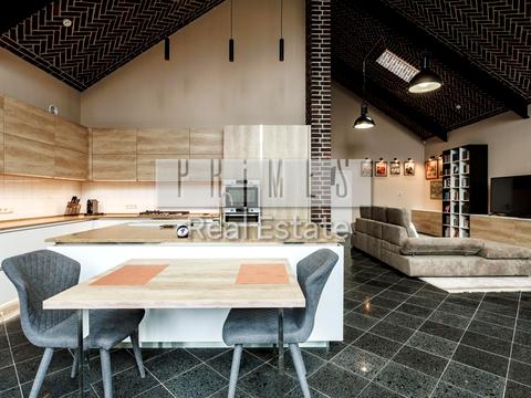 дом по адресу Стоянська