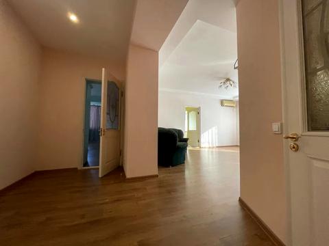 квартира по адресу Сергея Ефремова ул. (Ворошилова), 4