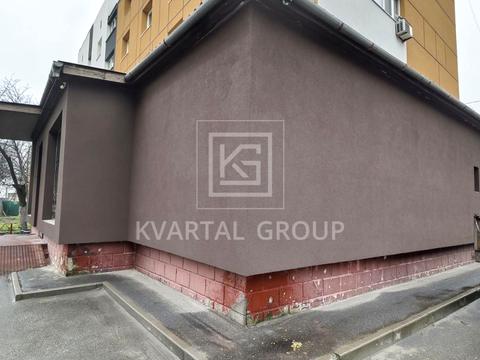 комерційна за адресою Миру вул., 16