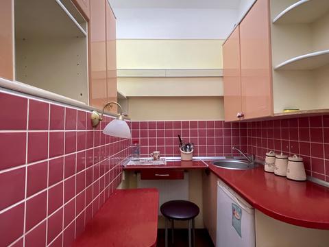 комерційна за адресою Львів, Туган Барановського, 16